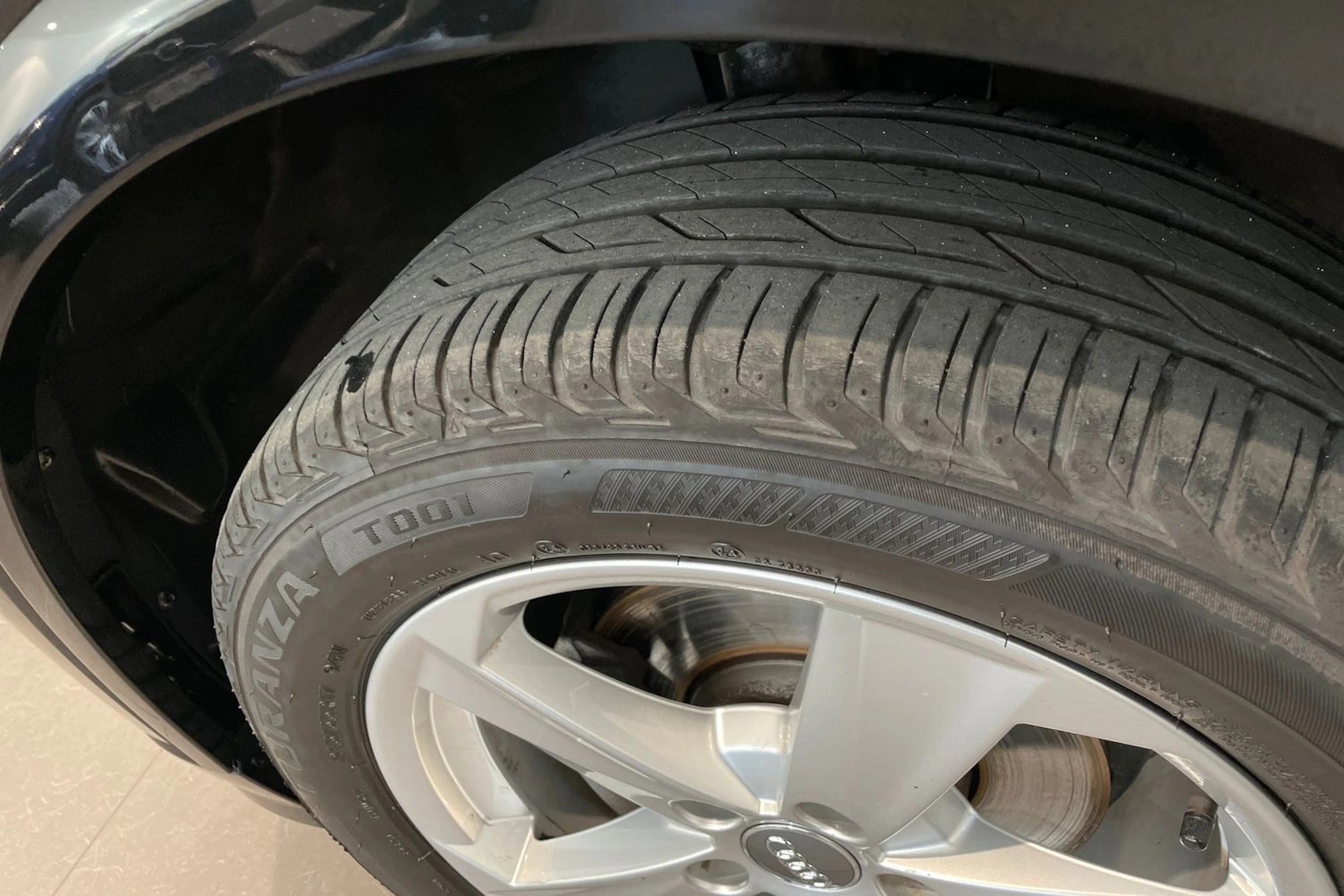 musta Audi Q2 2020 kuva 10.