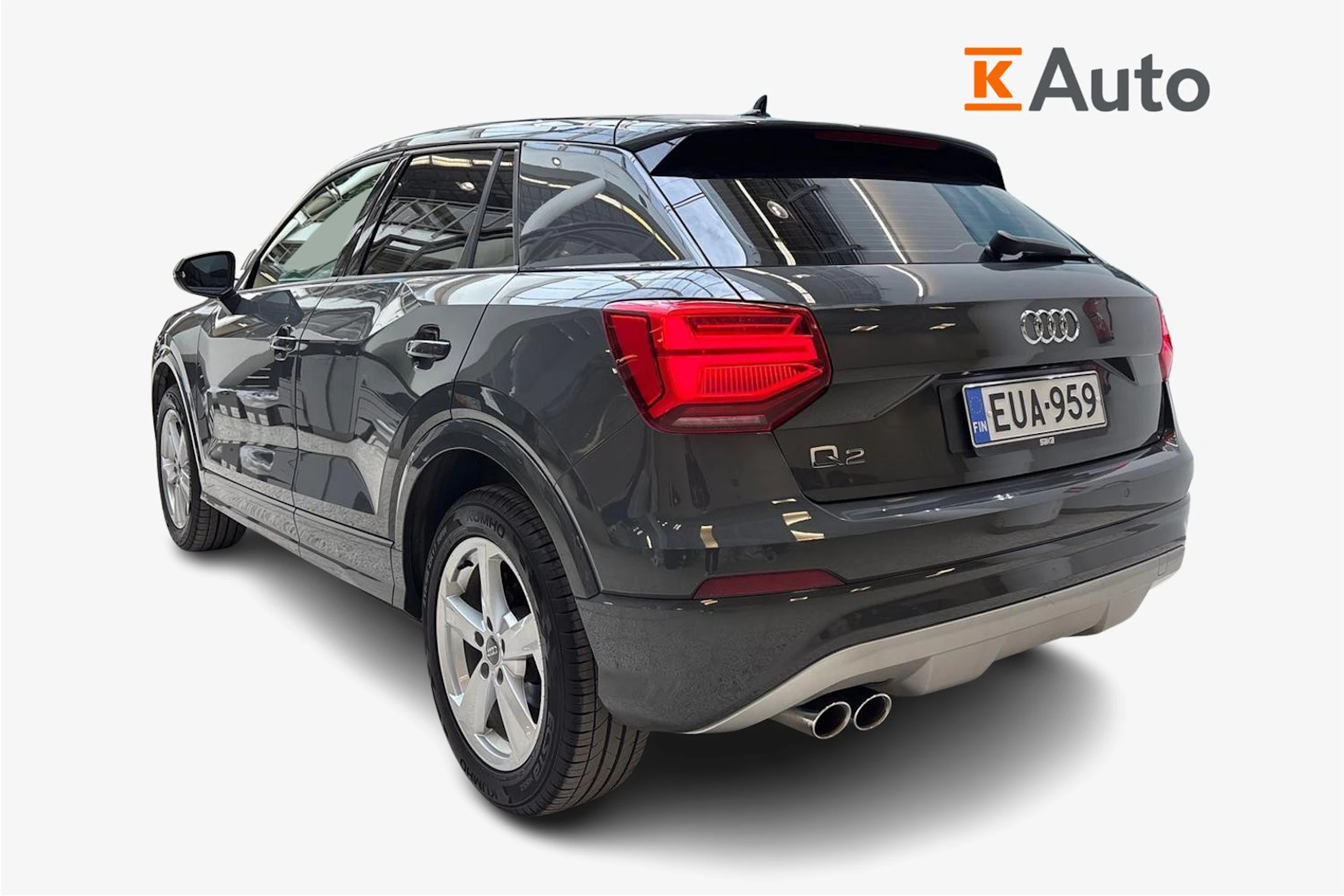 harmaa Audi Q2 2020 kuva 3.