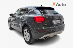 harmaa Audi Q2 2020 kuva 3.