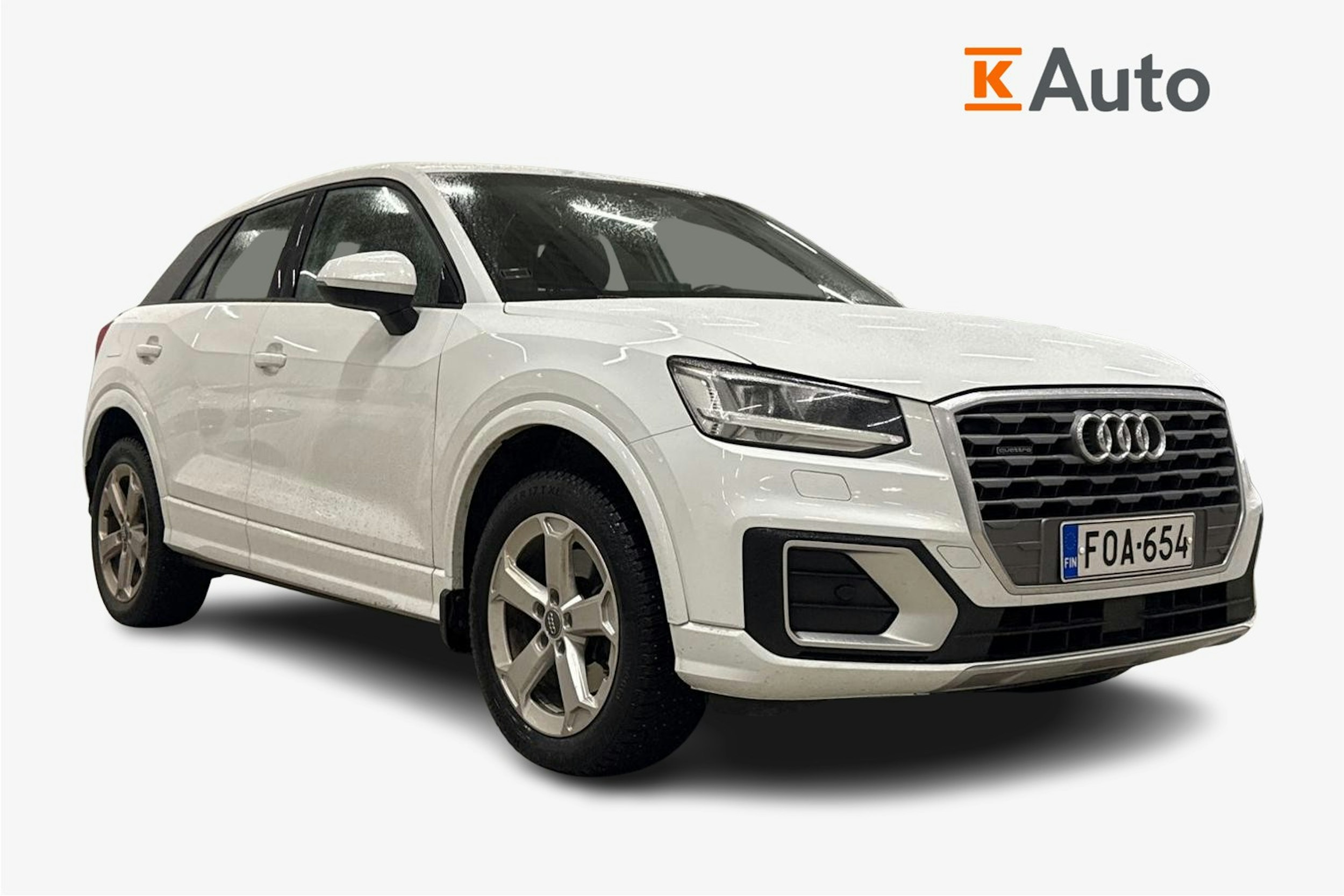 valkoinen Audi Q2 2020 kuva 1.