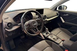 musta Audi Q2 2020 kuva 3.