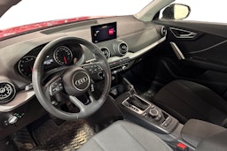 punainen Audi Q2 2020 kuva 3.