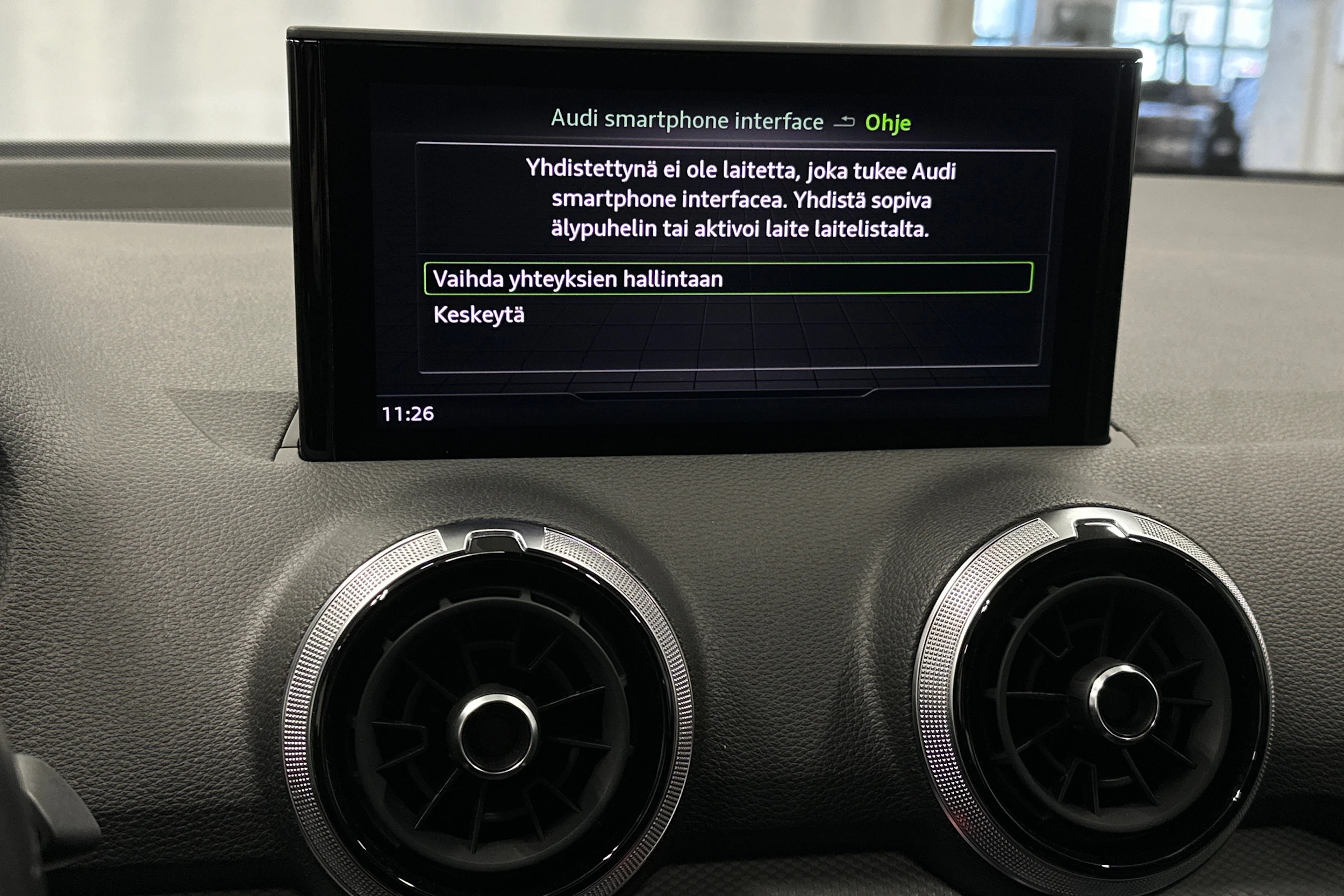 musta Audi Q2 2021 kuva 24.