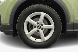 vihreä Audi Q2 2021 kuva 12.