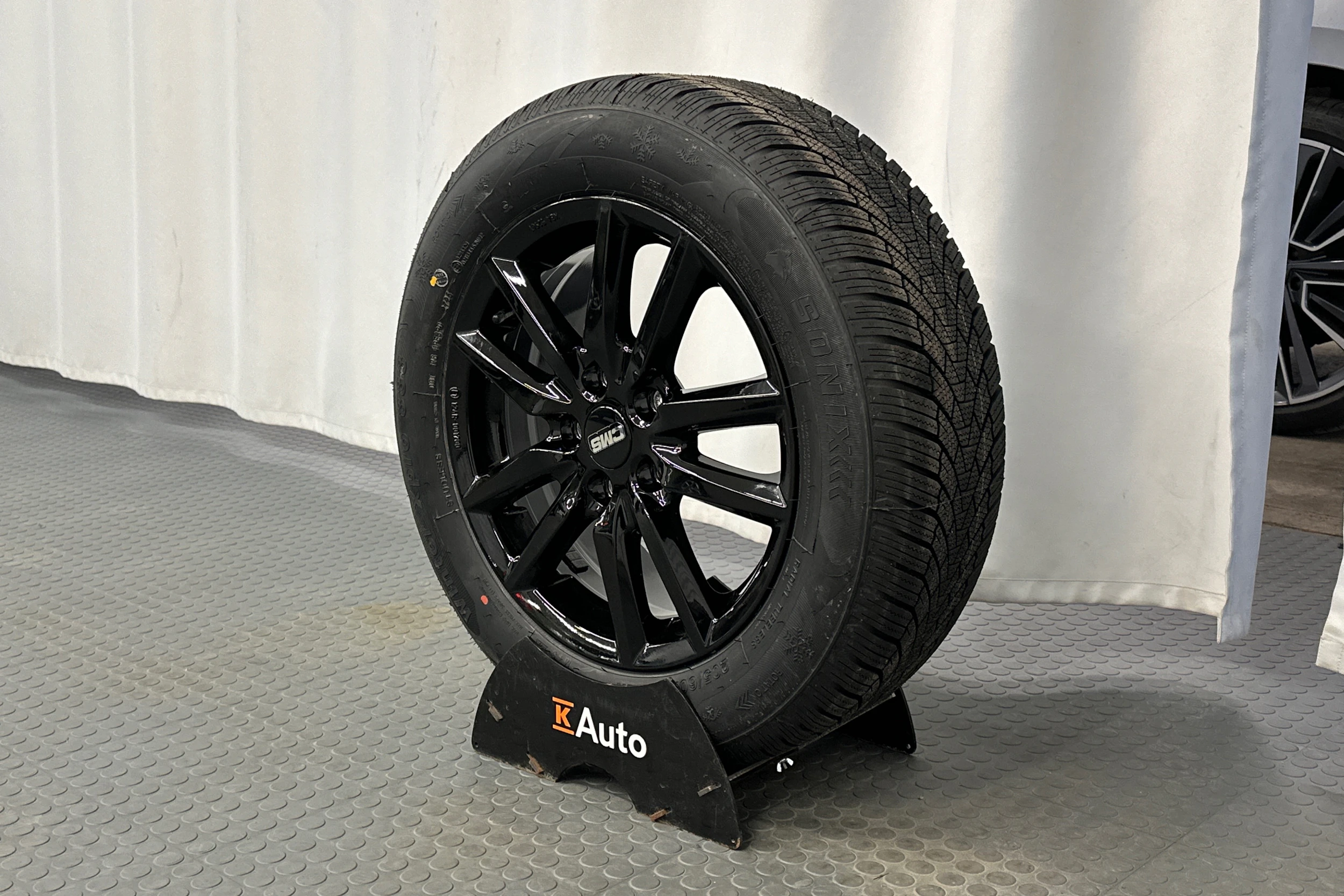 vihreä Audi Q2 2021 kuva 13.