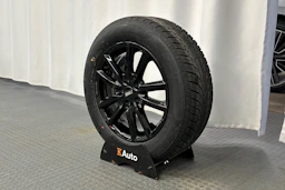 vihreä Audi Q2 2021 kuva 13.