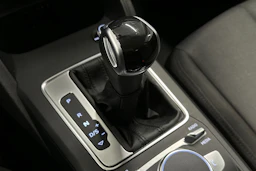 vihreä Audi Q2 2021 kuva 25.