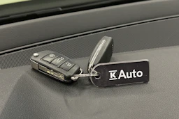 vihreä Audi Q2 2021 kuva 27.