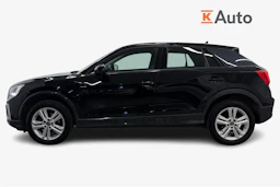musta Audi Q2 2021 kuva 7.