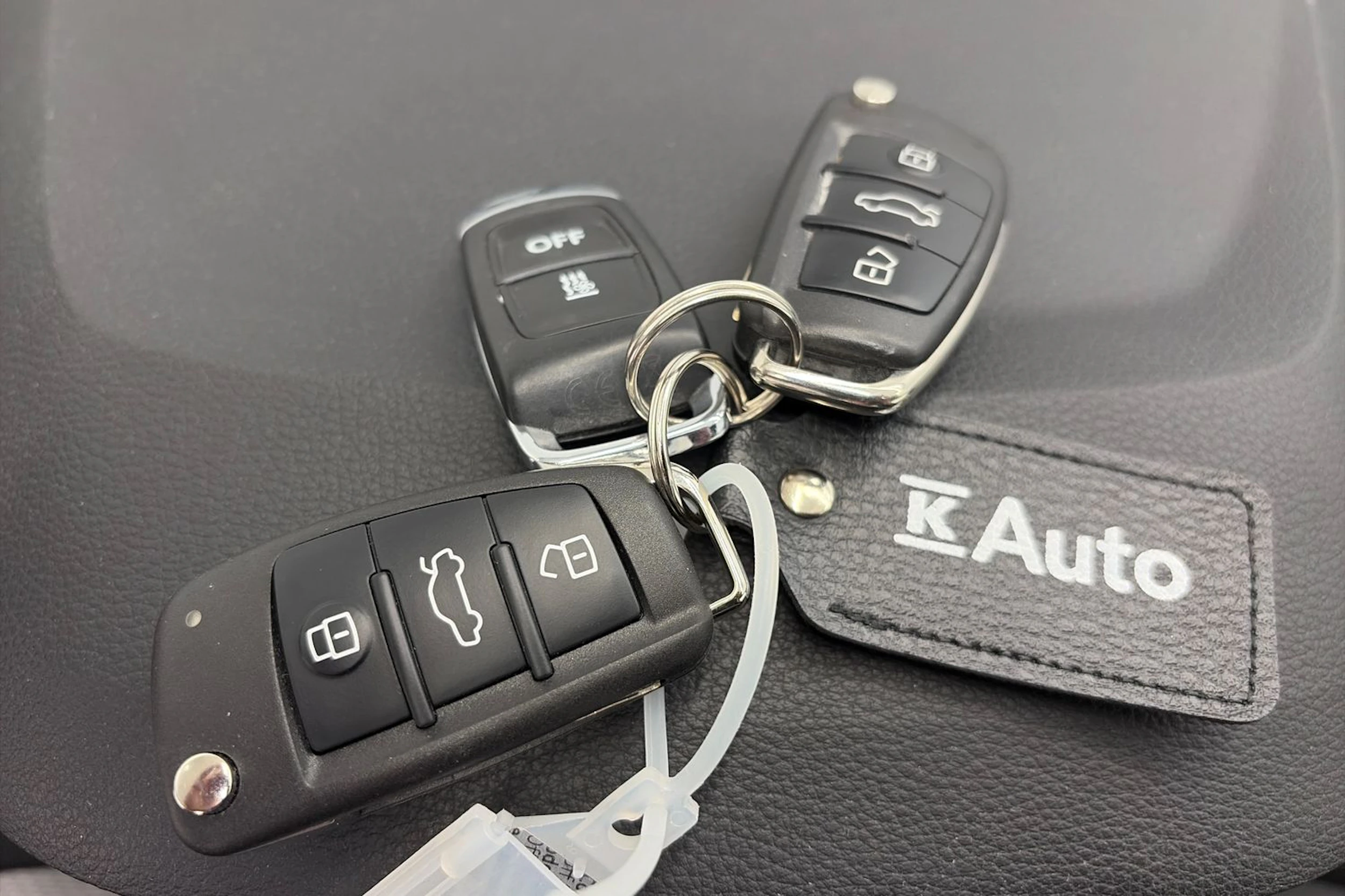 musta Audi Q2 2021 kuva 26.