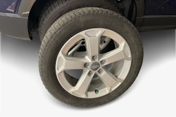 met. sininen Audi Q2 2021 kuva 9.