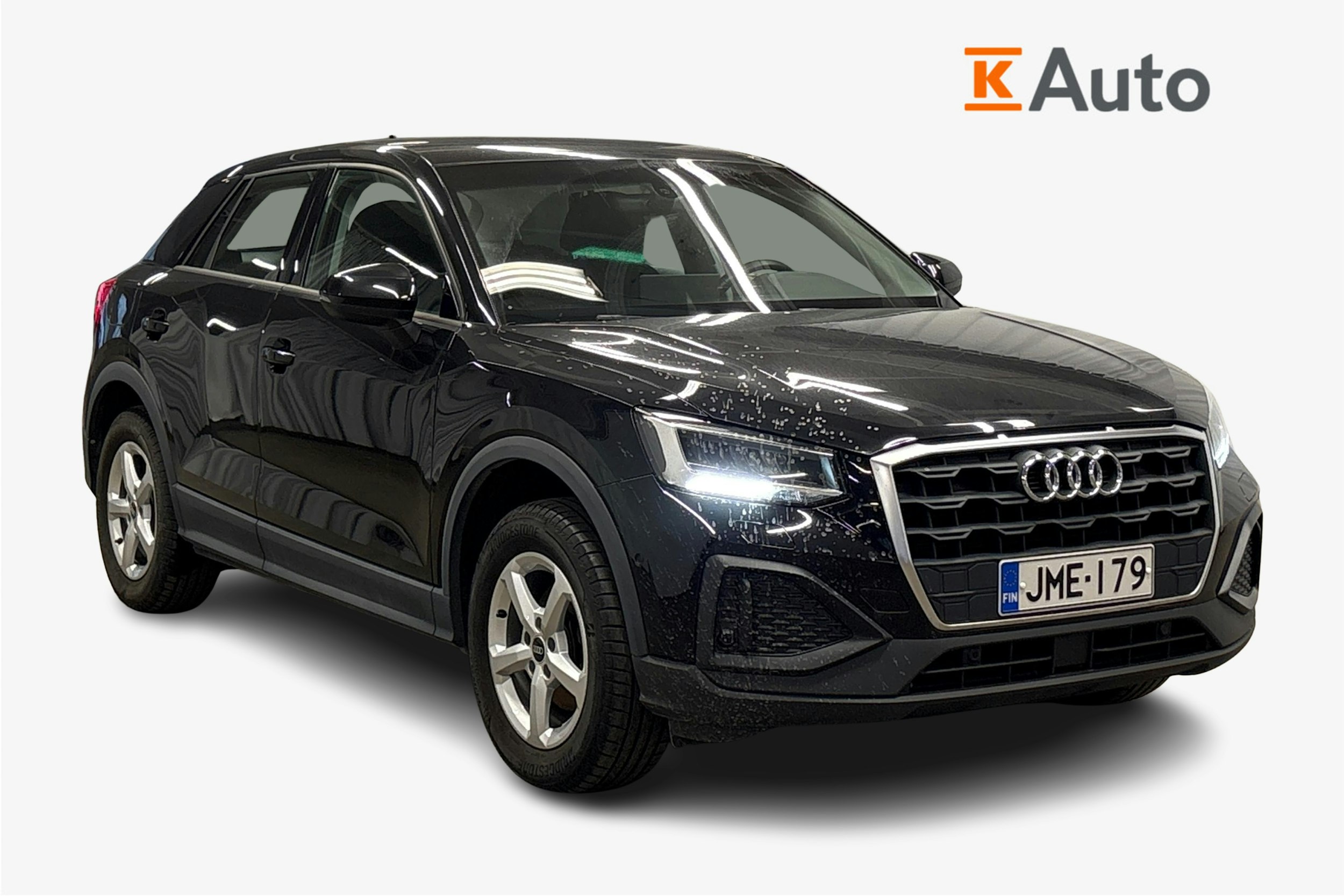 musta Audi Q2 2021 kuva 1.