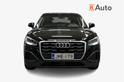 musta Audi Q2 2021 kuva 5.