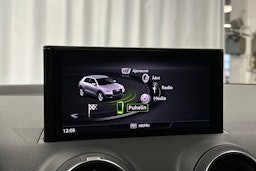 musta Audi Q2 2021 kuva 22.