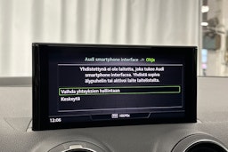 musta Audi Q2 2021 kuva 24.