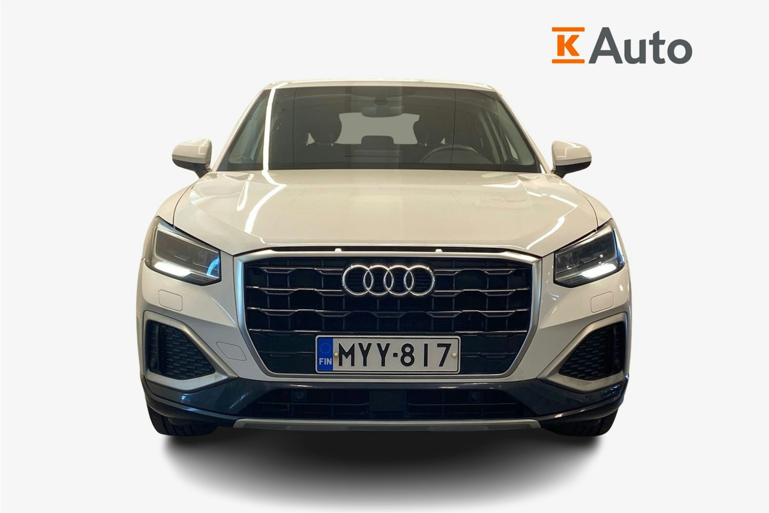 valkoinen Audi Q2 2021 kuva 5.