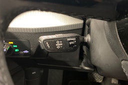 valkoinen Audi Q2 2021 kuva 15.