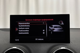 punainen Audi Q2 2021 kuva 17.