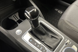 punainen Audi Q2 2021 kuva 20.