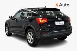 musta Audi Q2 2022 kuva 2.