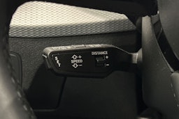 musta Audi Q2 2022 kuva 19.