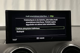 musta Audi Q2 2022 kuva 24.