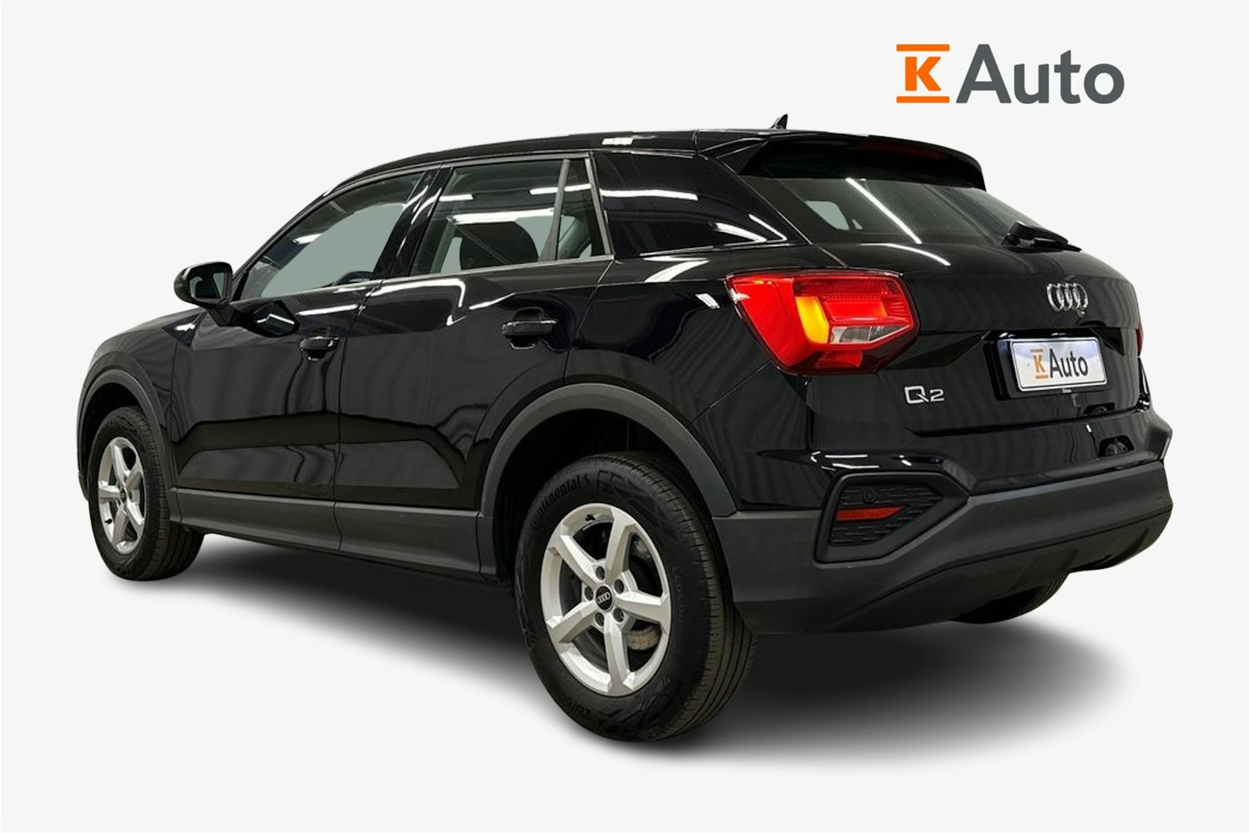 musta Audi Q2 2022 kuva 2.