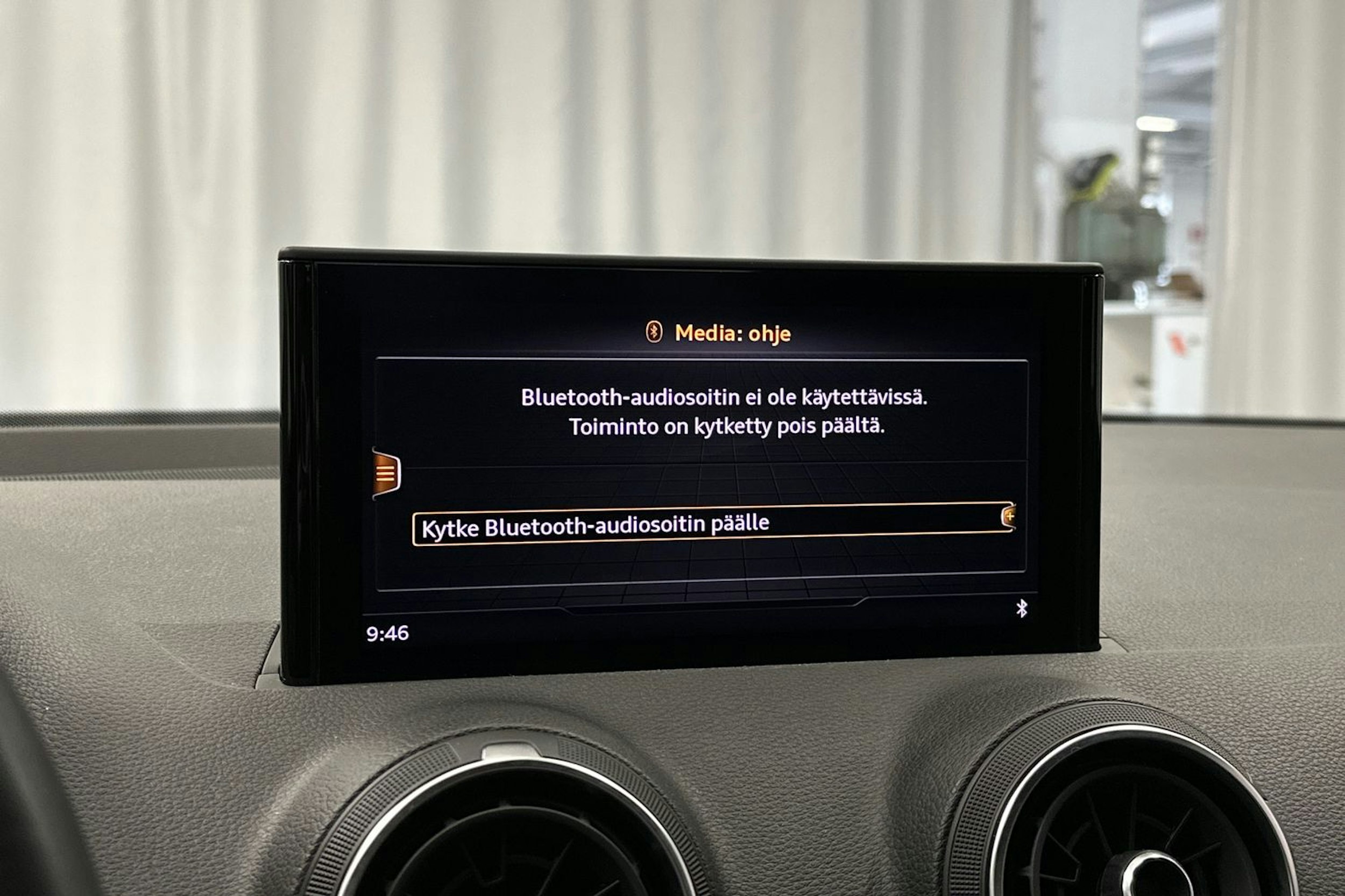musta Audi Q2 2022 kuva 20.