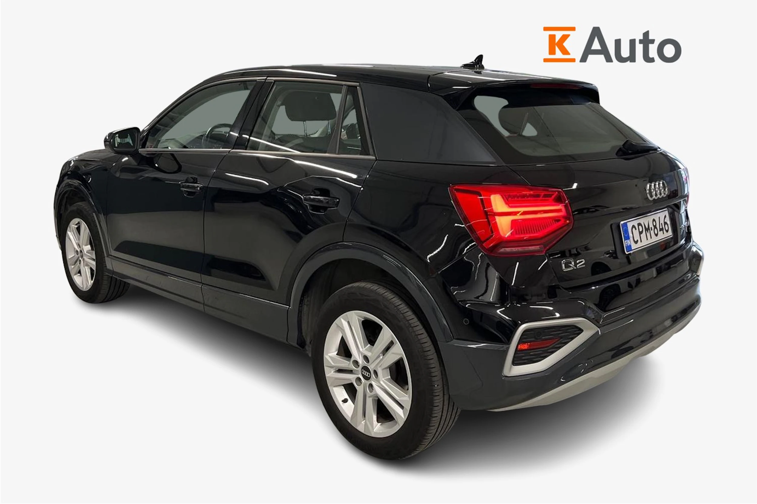 musta Audi Q2 2022 kuva 2.