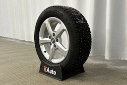 musta Audi Q2 2022 kuva 13.