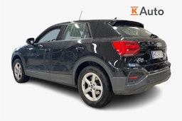Musta Audi Q2 2022 kuva 2.
