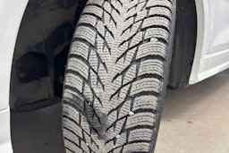 Valkoinen Audi Q2 2022 kuva 13.