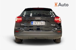 Musta Audi Q2 2022 kuva 3.