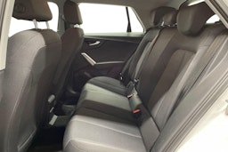 Valkoinen Audi Q2 2022 kuva 10.