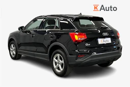 musta Audi Q2 2023 kuva 3.