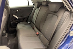Sininen Audi Q2 2023 kuva 10.