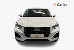valkoinen Audi Q2 2024 kuva 5.