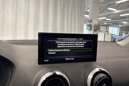 valkoinen Audi Q2 2024 kuva 22.