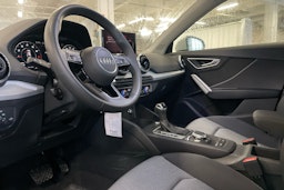 valkoinen Audi Q2 2024 kuva 3.
