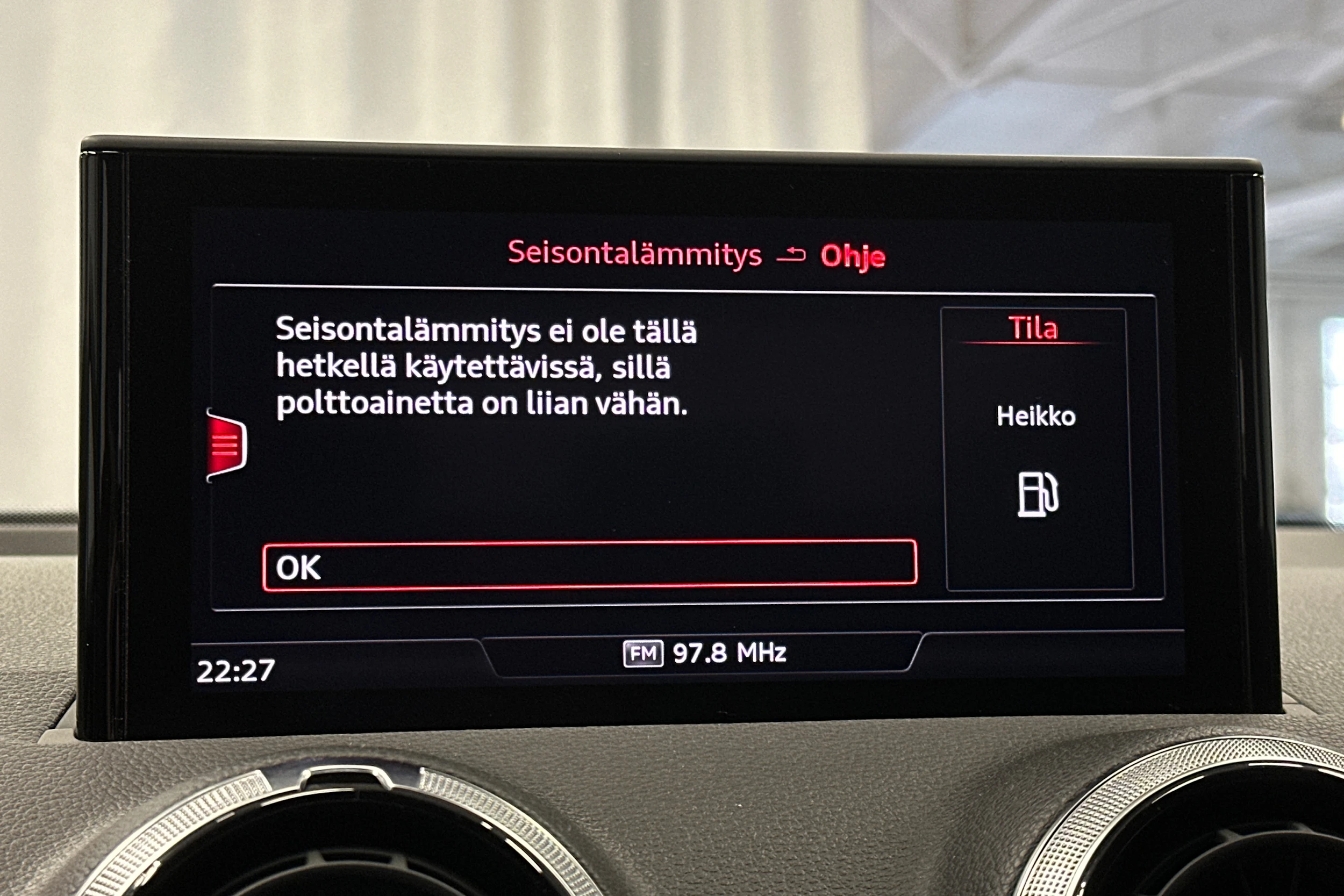 musta Audi Q2 2024 kuva 19.