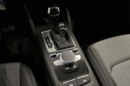 valkoinen Audi Q2 2024 kuva 20.