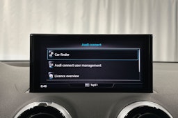 valkoinen Audi Q2 2024 kuva 23.