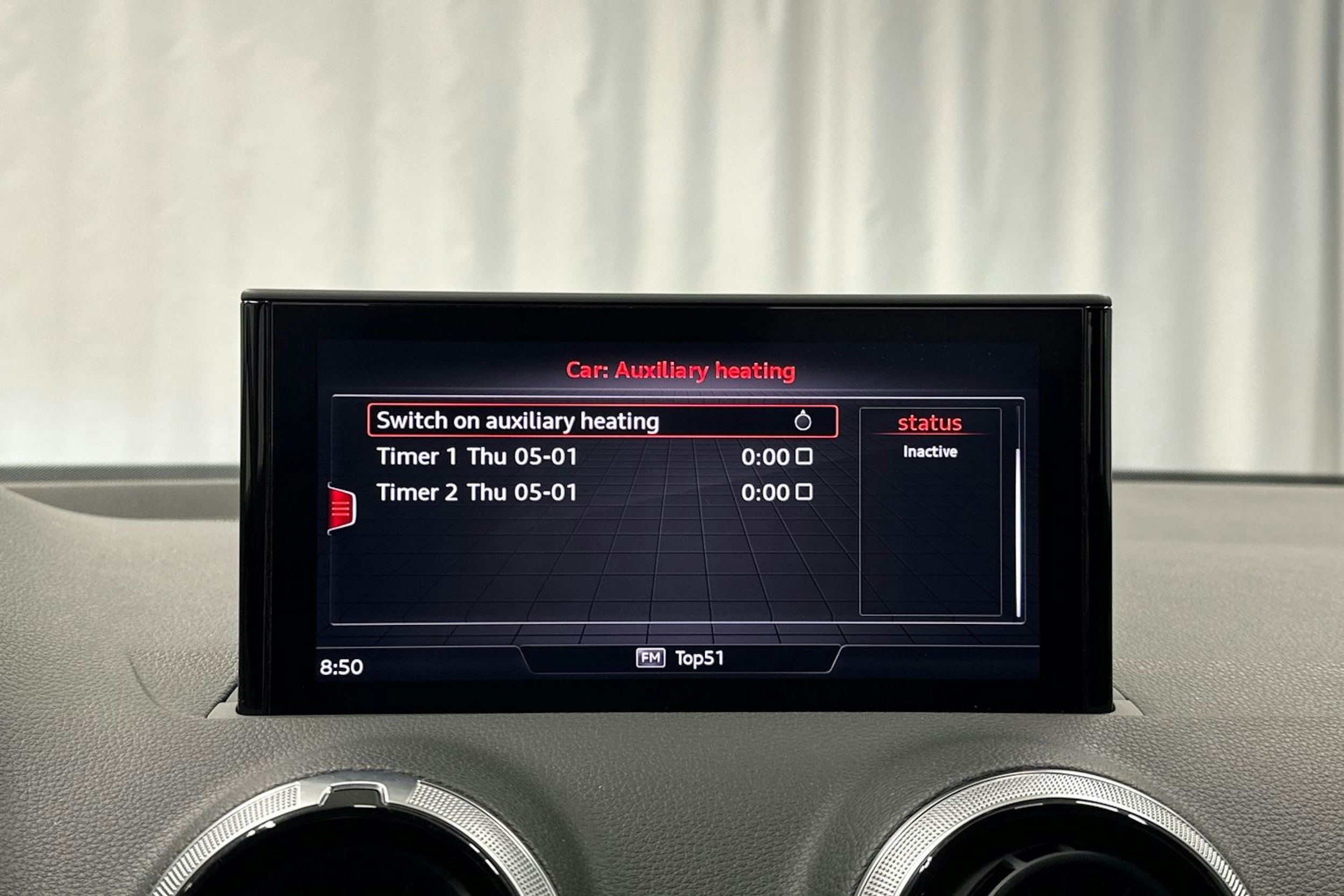 valkoinen Audi Q2 2024 kuva 26.