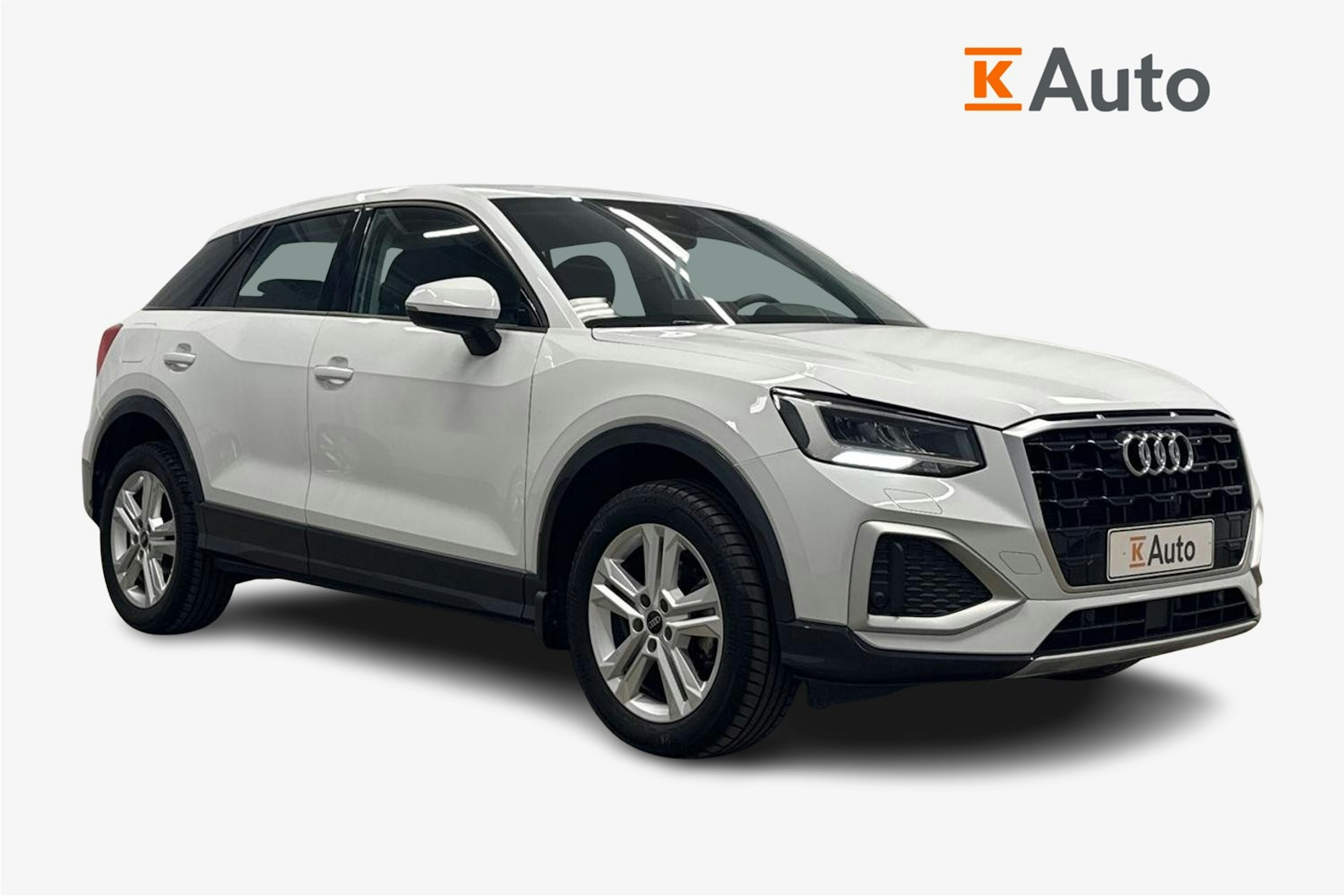 valkoinen Audi Q2 2024 kuva 1.