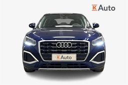 sininen Audi Q2 2024 kuva 5.