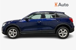 sininen Audi Q2 2024 kuva 6.