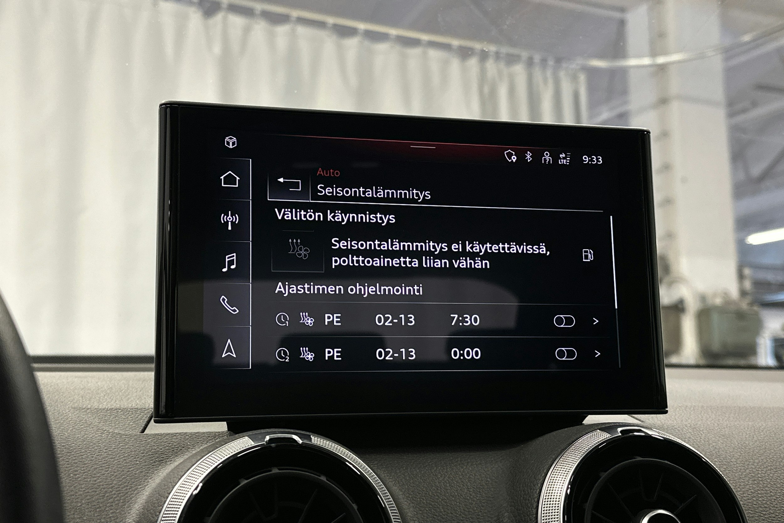 sininen Audi Q2 2024 kuva 26.