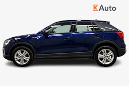 sininen Audi Q2 2024 kuva 6.