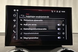 sininen Audi Q2 2024 kuva 24.