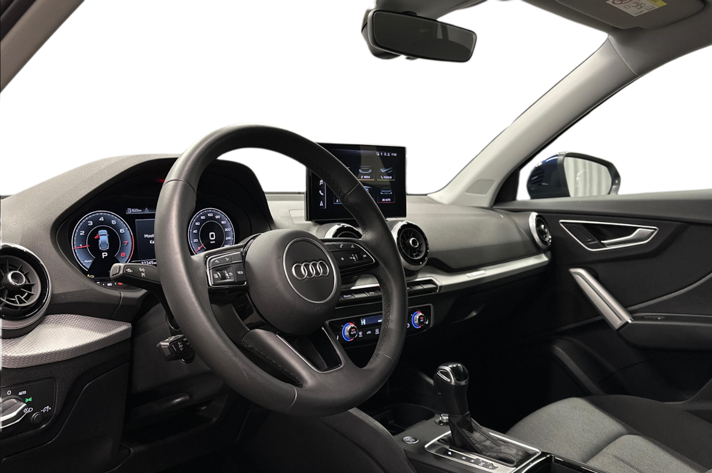 hopea Audi Q2 2024 kuva 3.